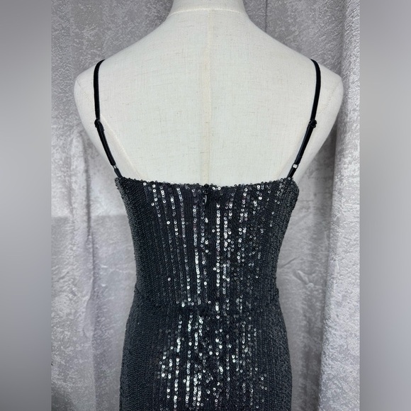 NWT Cupcakes & Cashmere Women’s Joelle Wrap Sequins Midi Dress Black XS - Picture 8 of 13